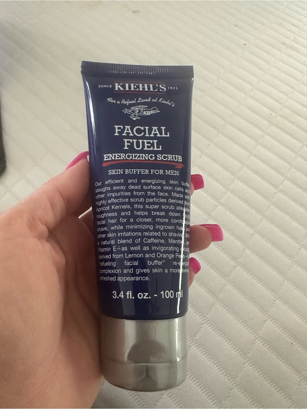 Brand NEW Kiehl's Facial Fuel Scrub. Skin Buffer for Men. 3.4 Fl oz.
